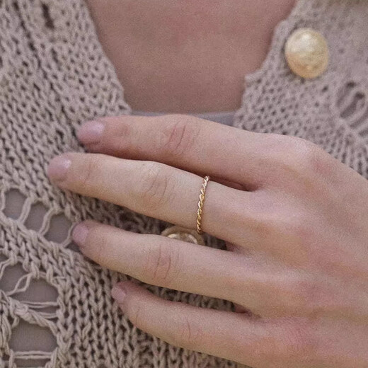 Kechu imported from France thick copper plated 18K gold simple basic plain twist thin ring stacked with two threads wrapped around the ring Size recommendations**