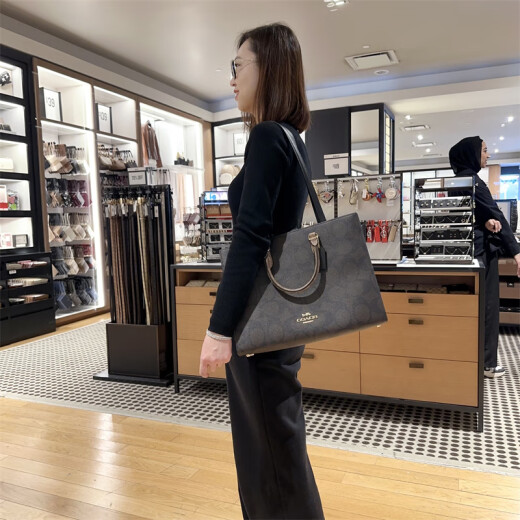 Coach (COACH) Tongma Coach Maggie Tot 24 small large size CY676 677 4. Small black 24.5*19*11.5 cm