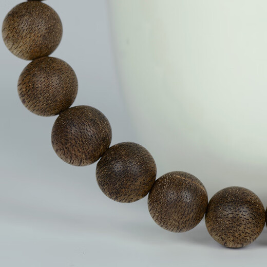 Sandale 9 points Bracelet de bois d'agar de Sandale Sanken Natural Brunei Brunei Gagar de bois 9 mm Boule bouddhiste pour hommes et femmes Bracelet culturel de la peau de serpent de soie douce 9 mm * 23 Style de cire-ci-dessous Brunei (adapté à la circonférence de la main 16-18cm)