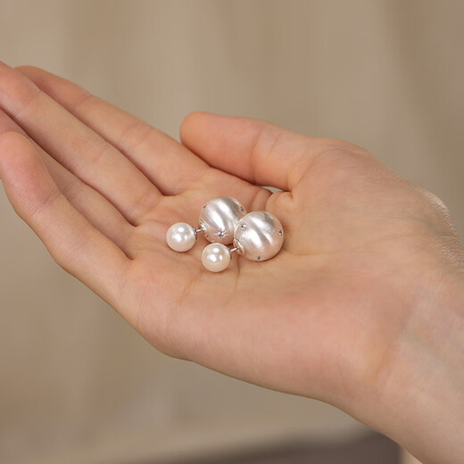 Arsis Starry Night Silk Light Star and Moon Two-Wear Earrings for Women Fashionable, Simple and Versatile Gift for Girlfriend Star and Moon Two-Wear Earrings