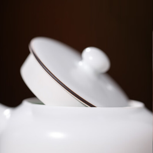 Jingdezhen tea set ceramic porcelain mutton-fat white jade Kung Fu tea set complete set of high-end household gifts for elders mutton-fat jade white porcelain tea set