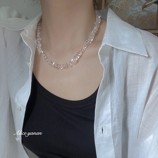 VTL natural ice transparent white crystal necklace irregular gravel crystal silver-plated necklace clavicle chain Chinese Valentine's Day gift white crystal fine chain length 43cm