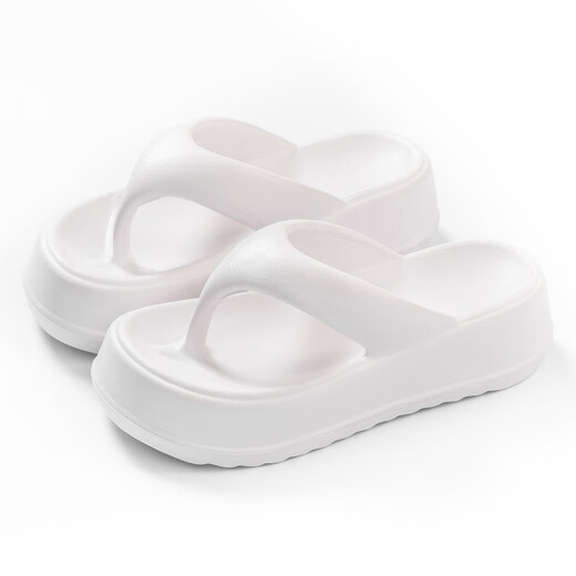 
She enjoys flip flops for women wearing thick sole stomp and foot-sheeping on the outside and beach shoes TQ723 Black 38/39