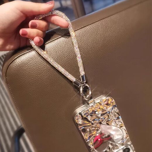Beiyipin mobile phone lanyard wrist style luxury bold rhinestone mobile phone chain short pendant high-end anti-lost rope with stainless steel clip patch women's fashion wrist lanyard