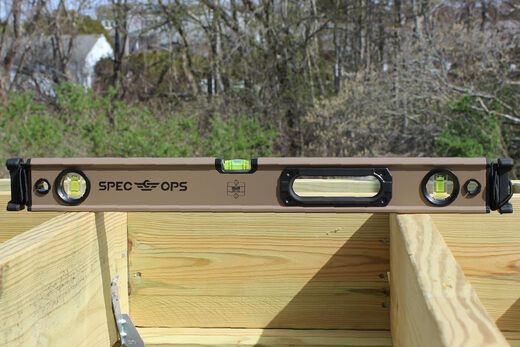 Spec OpsTools 32-inch Magnetic Box Beam Level