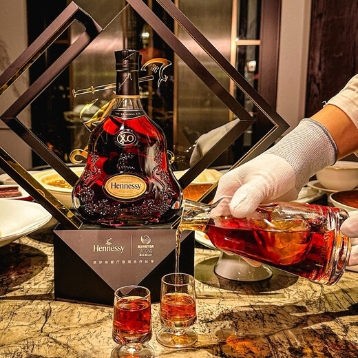 Hennessy Hennessy vsop Hennessy xo französischer Cognac -Qualitätsgeschenk Bankett 700 ml 1000ml Hennessy XO 700 ml 2 Flaschen Flaschen