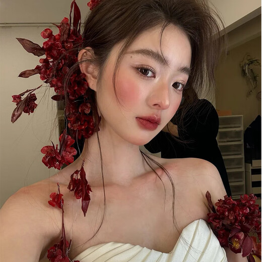 DYN2025新款新娘敬酒服头饰森系迎客豆干花结婚婚纱发配饰高级大气 模特迎客豆干花盒装