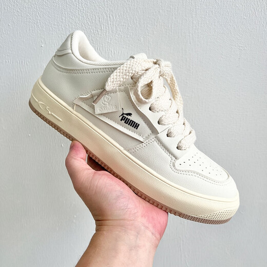 Huang Biao Vest 2025 Neue Schwarz -Weiß -Schuhe für Männer Panda Skateboardschuhe atmungsbezogene lässige Sportarten kleine weiße trendige Schuhe für Männer Weiß und Schwarz 9909 Black Label Herbst und Winter Neue Stil 24.5 39 Innere Länge ist ungefähr cm