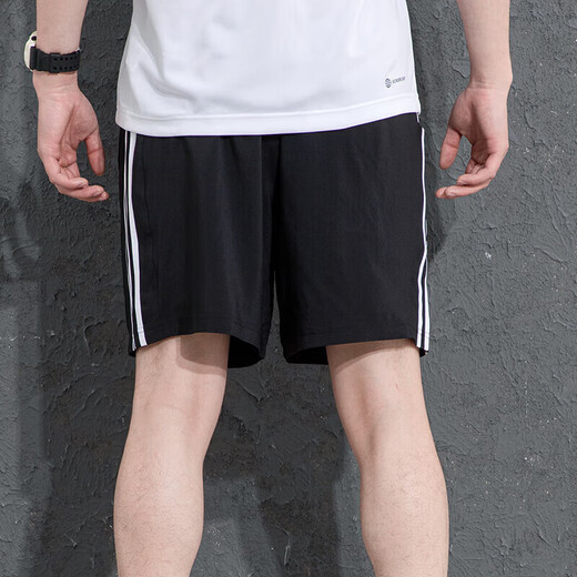 阿迪达斯（adidas）男裤短裤夏季运动裤快干篮球训练舒适透气休闲裤冰丝裤五分裤 IC1484/三条纹/速干 L