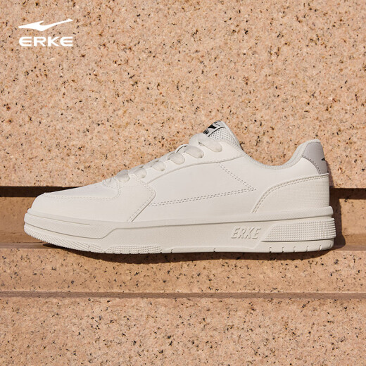Hongxing Erke Board Shoes Men's 2025 Summer Nuevos zapatos blancos clásicos SOLO SOLO SOLO CAVILLO SULLO SULE SUPERIOR VERSATIL SOPORTIVO MICRRÍSTAL WHITE 41