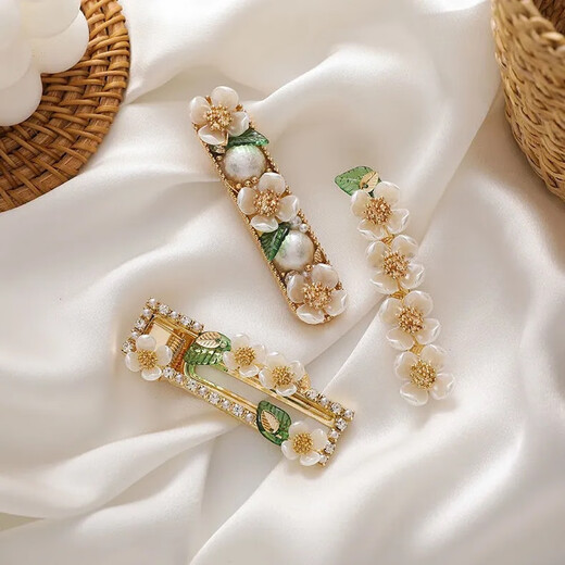 Jiaoxuefei Cherry Blossom de 4 hojas Duckbill Clip Luz de alta gama Luxury Foread Trow Clip Cape de cabello Cape de una línea Accesorios para el cabello