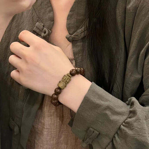 Bracelet perlé de bois de santal vert en bois de santal en bois vert pour hommes et femmes perles bouddhistes littéraires pour hommes et femmes style chinois de style ancien
