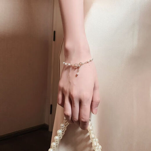 
Girls Heart Bow Bracelet Korean sweet, simple, versatile niche design hand decoration student gift for girlfriend M1476 [1 set of bow bracelet]