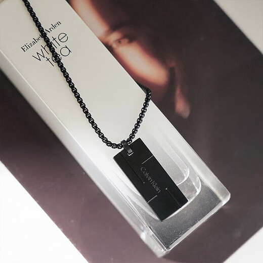 Calvin Klein geometric era CK men's necklace small square stainless steel ins minimalist tough guy style gift for boyfriend Guangzhou warehouse black small square 35000059