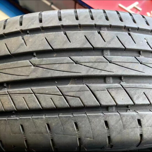 Michelin Tire 255/45R19 Car Service Agency Audi A8 Volkswagen Tiguan Tesla Model Y 255/45R19 Michelin