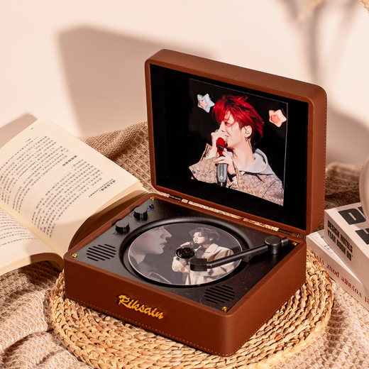 Riksoin Customizable Discs CD Players Discs Audiophile Albums Bluetooth Players Retro Listening Discs Nostalgic Retro Art CD Players for Chinese Valentine’s Day Birthday Black Gold Original Sound Quality 5.4 Bluetooth Chip + Sound of Berlin