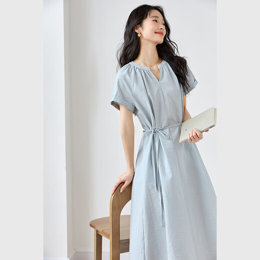 梵希蔓浅蓝色法式V领连衣裙女2025夏季新款收腰系带显瘦休闲长裙 M9733 浅蓝色 M
