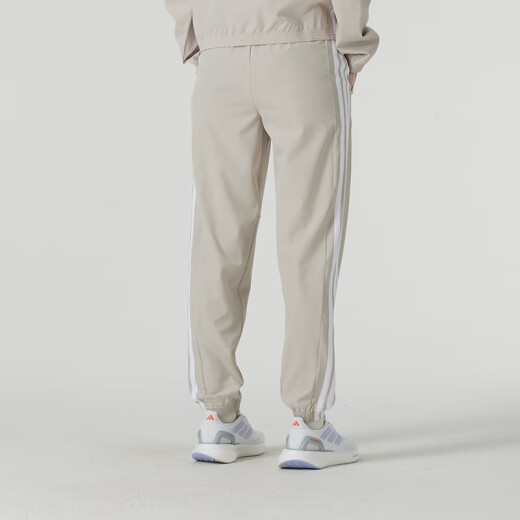 阿迪达斯 （adidas）女装运动套装25夏新款舒适透气简约短袖T恤宽松运动长裤 两件套 JM8803+JD6522 M