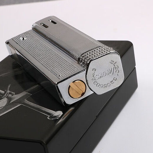 Old-fashioned Austrian kerosene lighter windproof grinding wheel flint WW-833 retro nostalgic domestic men 838 square machine - black bare metal (only one lighter cannot be lit))