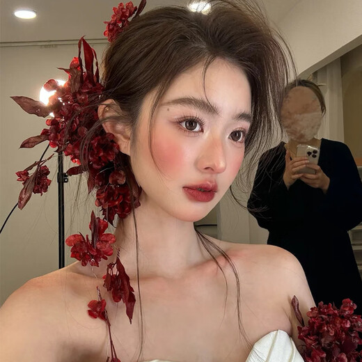 DYN2025新款新娘敬酒服头饰森系迎客豆干花结婚婚纱发配饰高级大气 模特迎客豆干花盒装