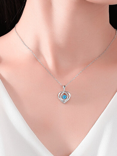 Pt950 Platinum Beating Heart Necklace for Women Light Luxury Niche Valentine's Day Gift for Girlfriend New Popular Necklace Light Luxury Beating Heart White Diamond + O-Line Chain