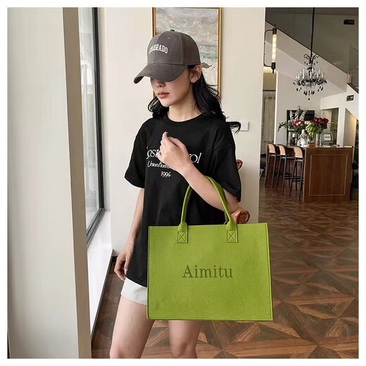Extra large capacity ins felt bag handbag large capacity bag printed storage bag felt handbag brown small bag 30*20*13