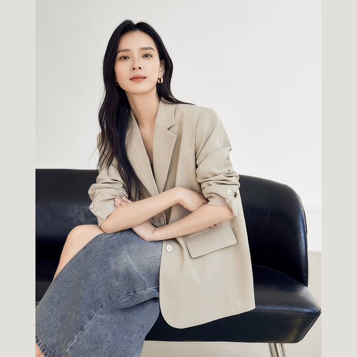 Dialogue (DUIBAI) old money style classic suit jacket for women 2026 spring new style loose H-shaped high-end temperament commuter suit Khaki M