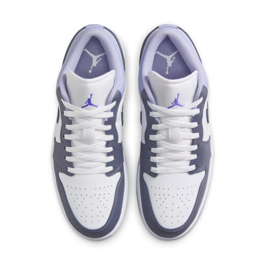 耐克（NIKE）Jordan官方耐克乔丹AJ1板鞋男子运动鞋夏季低帮缓震轻便553558 145白/薄雾灰蓝/暗蓝灰/彗星紫 45