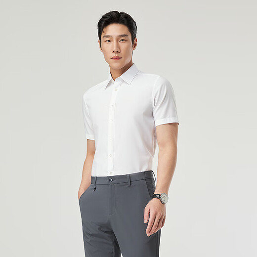 Chonerie Yager Men 2025 Summer Youth Men décontracté Shirt Formal à manches courtes blanches 40
