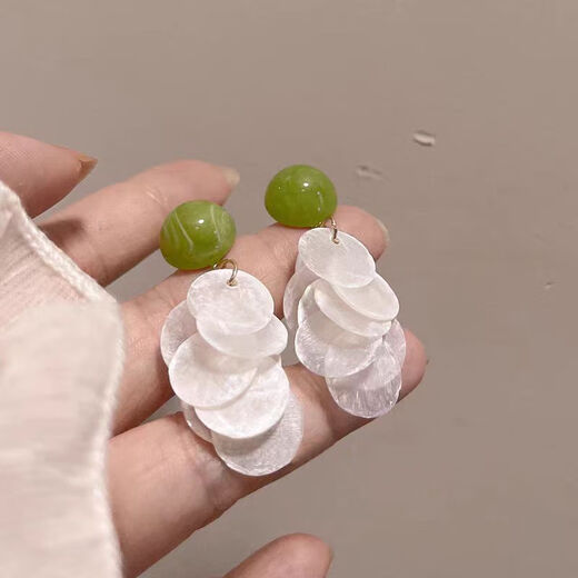 Boucles d'oreilles QBily [4 paires] Boucles d'oreilles à fleurs tressées de dopamine pour les boucles d'oreilles de style de style de vacances pour femmes accessoires d'oreilles dopamine [4 paires]