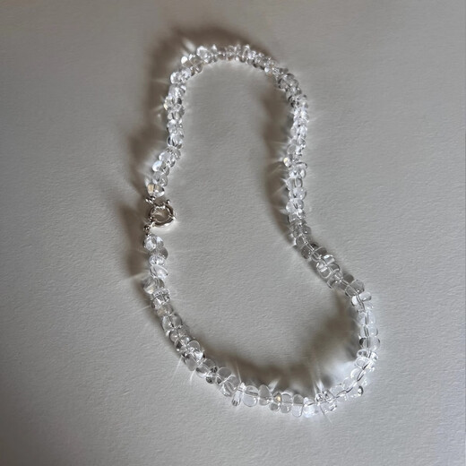 VTL natural ice transparent white crystal necklace irregular gravel crystal silver-plated necklace clavicle chain Chinese Valentine's Day gift white crystal fine chain length 43cm