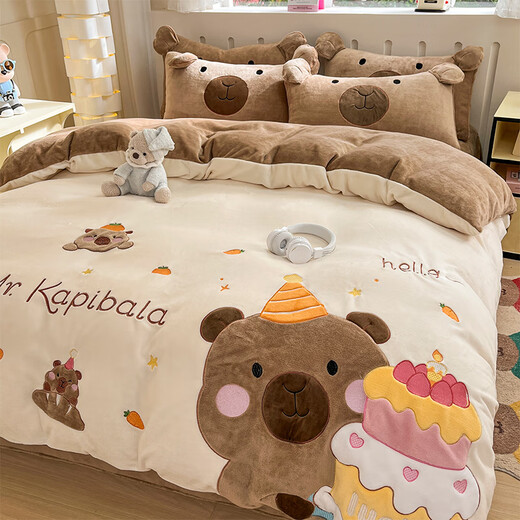Thickened warm milk velvet four-piece children's cartoon bed sheet quilt cover coral velvet quilt cover Kapibara winter Kapibara Class A anti-static non-shedding 1.8m bed sheet four-piece set quilt cover 200x230