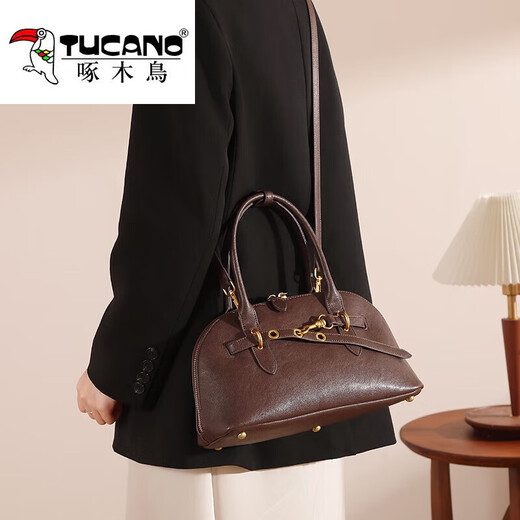 Woodpecker (Tucano) echtes Leder-Frauenbeutel-Tasche tragbarer Pendler Bowling-Tasche One-Shoulder Crossbody-Tasche, um Ihrer Frau und Ihrer Freundin Geburtstagsgeschenk brauner Schal + Geschenke zu geben