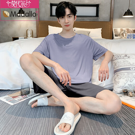 
Modal summer pajamas for men short-sleeved modal thin style for teenagers who are ice silk in summer can wear home clothes suits outside. Cool Modal ~ 686 L men (suggested height 170, weight 10