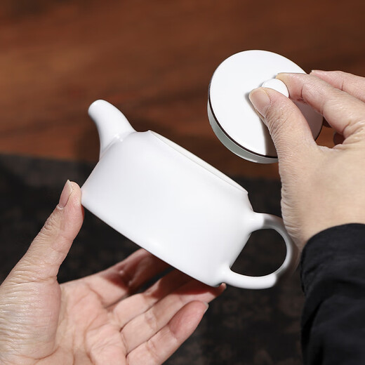 Jingdezhen tea set ceramic porcelain mutton-fat white jade Kung Fu tea set complete set of high-end household gifts for elders mutton-fat jade white porcelain tea set