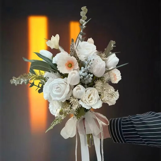 帝兰慕森系婚礼手捧花新娘结婚感婚纱照领证户外演出仿真求婚道具花 听风 新娘手捧花【成品发 限时】