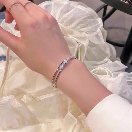 Guanpuge Fat Donglai same style pt950 platinum bracelet PT950 female platinum diamond summer feeling 520 as a birthday gift for girlfriend Platinum baby's breath bracelet