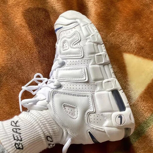 Nike (Nike) Offizielle Frauenschuhe Pippen Air Schwarz-Weiß Trendy Retro Sports Schuhe Basketballschuhe DH9719-100 Weiß/kleiner blauer Haken 40