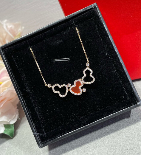 Fujiu Kirin 3-gourd necklace sterling silver plated 18k gold clavicle chain with diamond pendant red agate bracelet green jade earrings 3-gourd red agate necklace
