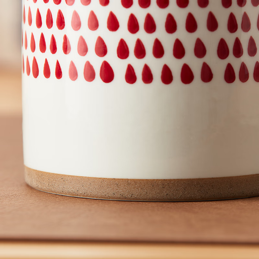 NITORI Yideli Home Christmas Atmosphere Office Coffee Cup High-Looking Simple Drinking Cup Ceramic Mug Water Drop Pattern Mug Red 430ml