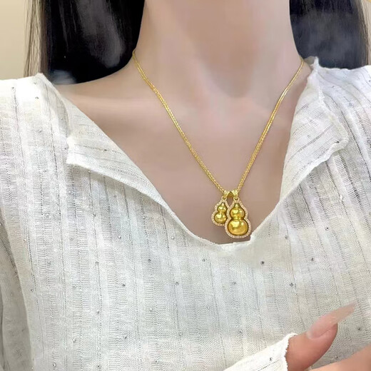 DYN2025 New 18K Double Gourd Pendant Fulu Diamond Gold Necklace for Women 3D Hard Gold Fashion Chopin Chain Gift Premium Small Gourd Pendant + Chopin Chain