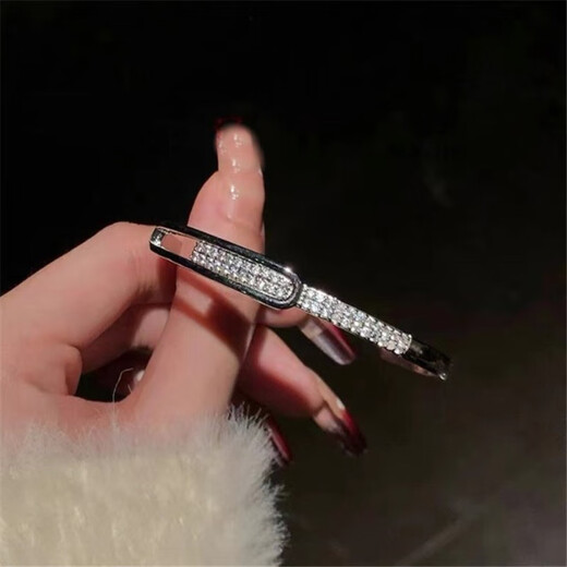 Guanpuge Fat Donglai same style pt950 platinum bracelet PT950 female platinum diamond summer feeling 520 as a birthday gift for girlfriend Platinum baby's breath bracelet