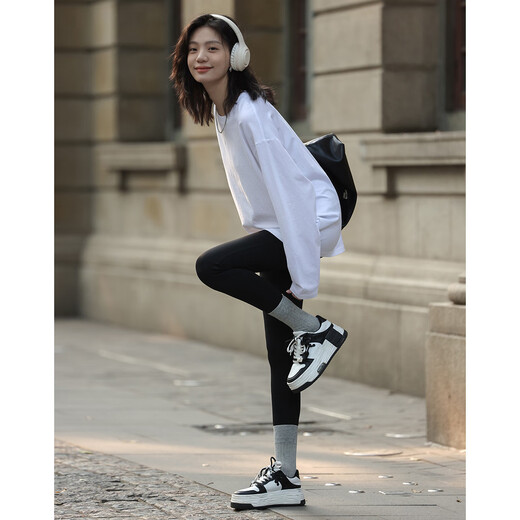 Demana basic long-sleeved white T-shirt 2025 spring and autumn off-shoulder long-sleeved basic versatile base T-shirt for women