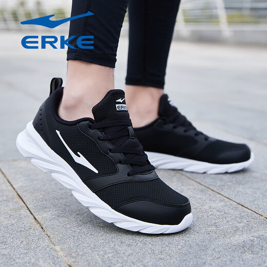 Hongxing Erke Rose Shoes Black Men's Shoes Summer 2025 Новая мягкая туфли для папы.