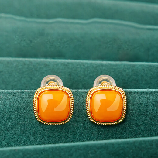 DL 1998 Fat Donglai same style beeswax earrings full of honey imitation chicken fat yellow small sugar cubes women's earrings new Chinese style ancient gold-plated geometric beeswax small sugar cubes earrings