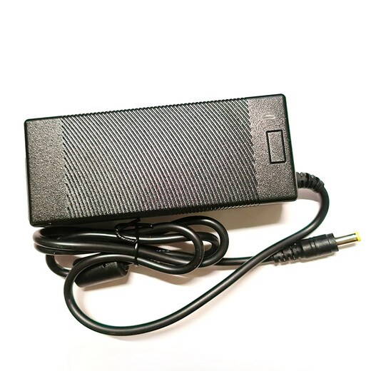 MIRU DC-826-1205000 Fuente de alimentación 12V5A Monitor de juego de juego All-in-One Monitor de control industrial Adaptador de máquina con certificación Fuente de energía única