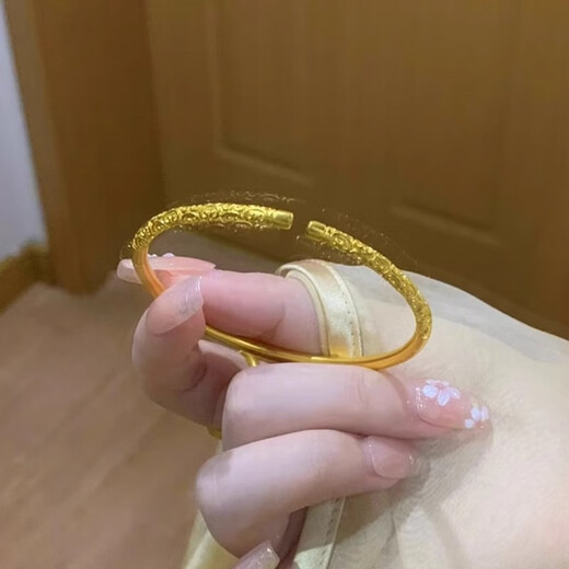 Mo Qianxue French Michelle gold hoop 18K gold bracelet women's open plain hoop bracelet fashion jewelry gold hoop bracelet