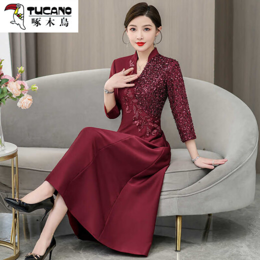 啄木鸟（TUCANO）妈妈宴会旗袍礼服2025年新中式国风喜婆婆婚宴装高贵连衣裙女 酒红色6625 3XL 180 【130-140斤】