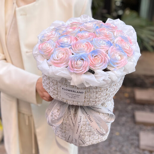 Regalos para que el Día de San Valentín chino envíe a su novia y esposa para la propuesta de matrimonio y el cumpleaños de la participación Xiao Xiangfeng contiene un ramo de rosa simulado en la mano B505 (envíe una bolsa de mano) 19 linternas de colores