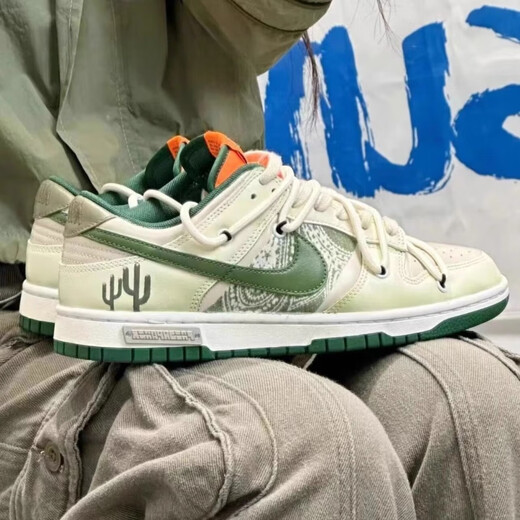 耐克（NIKE）球鞋定制  Dunk Low熊猫恶作剧说唱主题绿野仙踪低帮板鞋 DD1391-300 定制不退不换 44.5